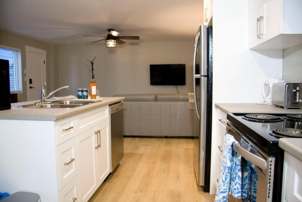 M&M'S Maple Bay Mountain Guesthouse - Licensed Duncan Luaran gambar