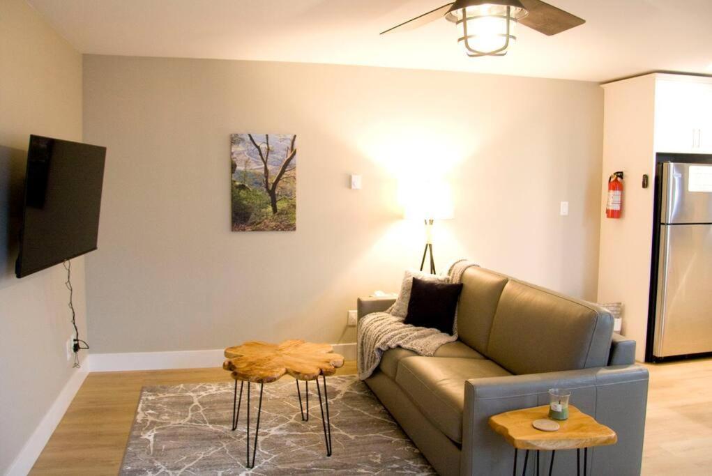 M&M'S Maple Bay Mountain Guesthouse - Licensed Duncan Luaran gambar
